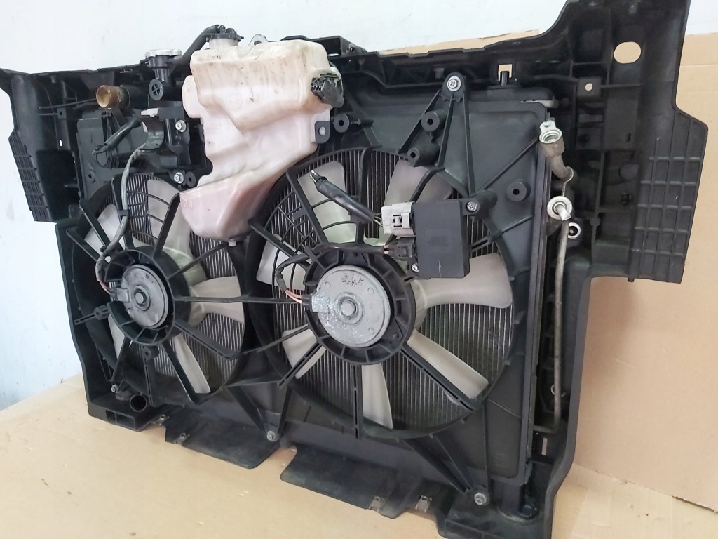 Комплект радиатор ремень передний балка mazda cx-7 Недорого