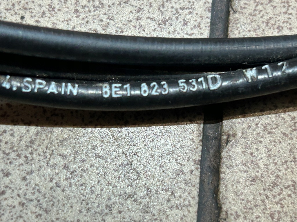 фото №14, Трос открывания капот с соединитель audi a8 d3