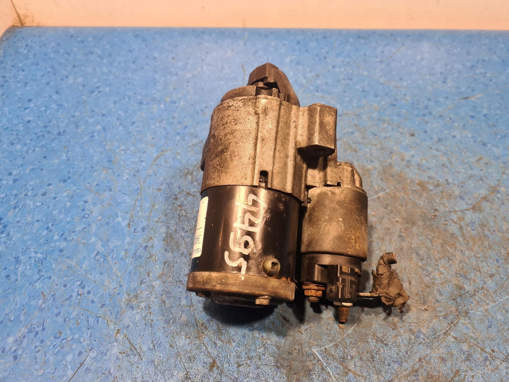 Купити Peugeot 308 1.6b стартер v7550017