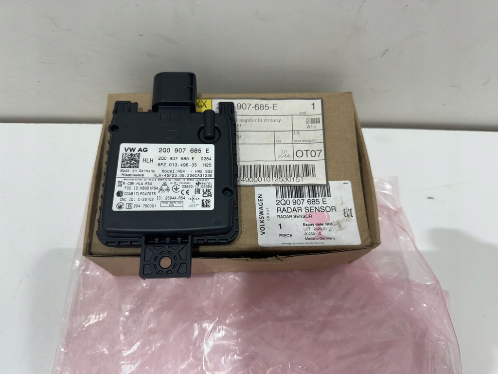 фото №1, Vw audi seat skoda радар асистент перемикання поперечина руху 2q0907685e новий oe!
