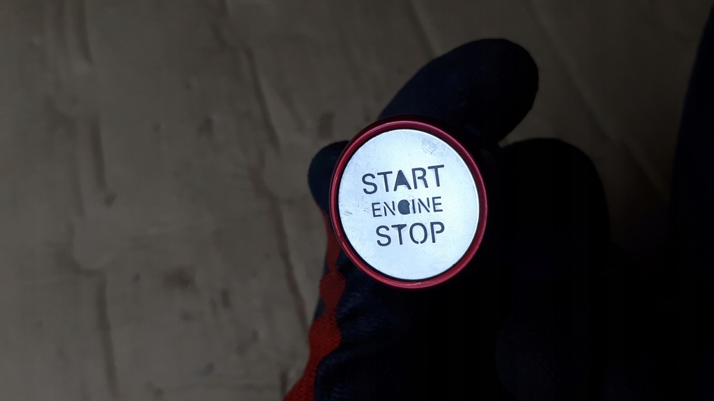 фото №1, S4 b8 lift a4 кнопка запуск стоп червоний двигун