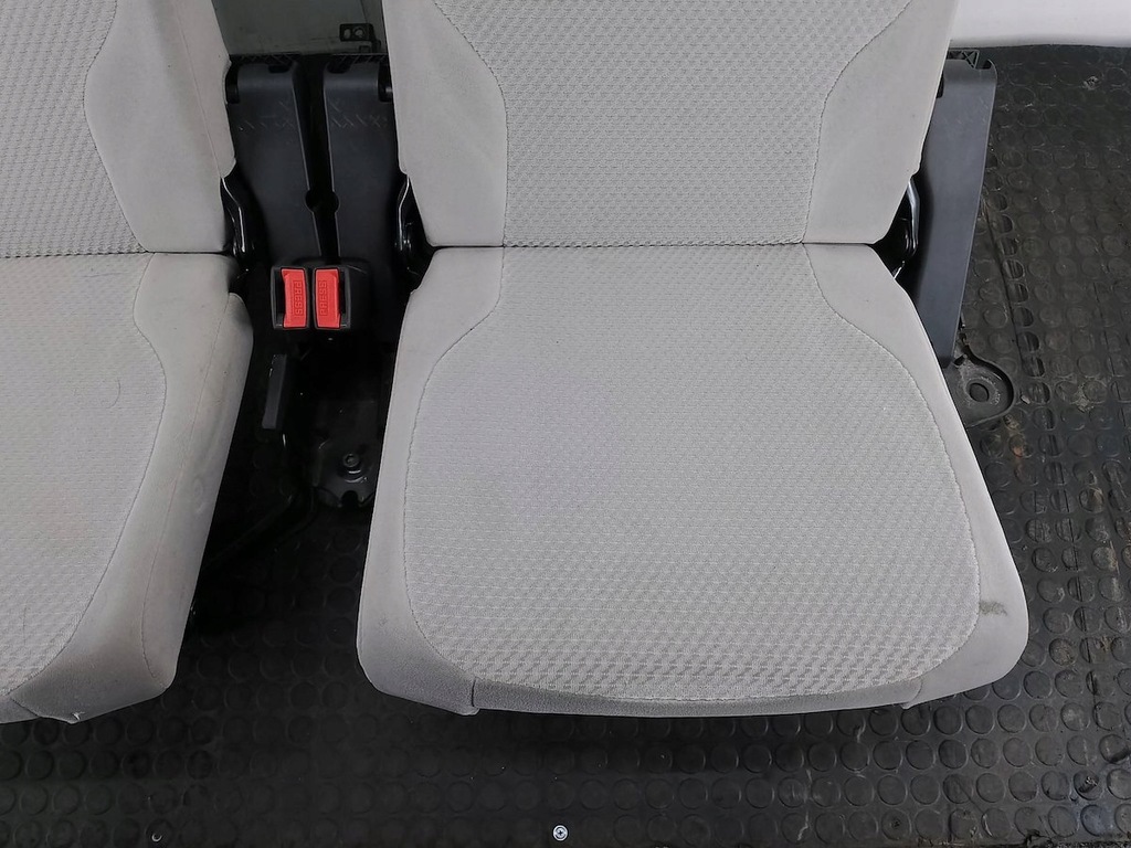фото №9, Сиденья trzeci ряд citroen c4 grand picasso