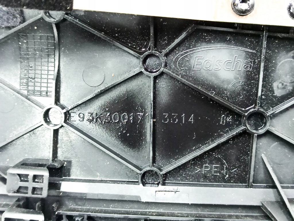 фото №14, Bmw 3 e92 e93 2010 задняя сторона правая обшивки багажника