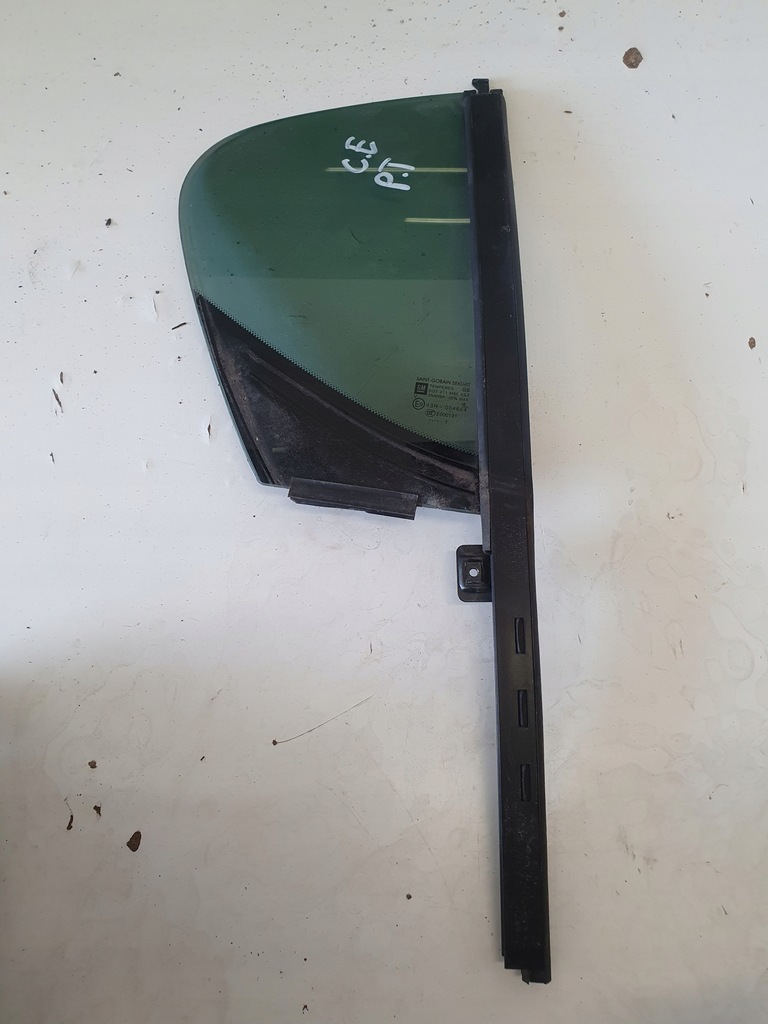 фото №1, Opel corsa e скло двері правий задня права малий 17
