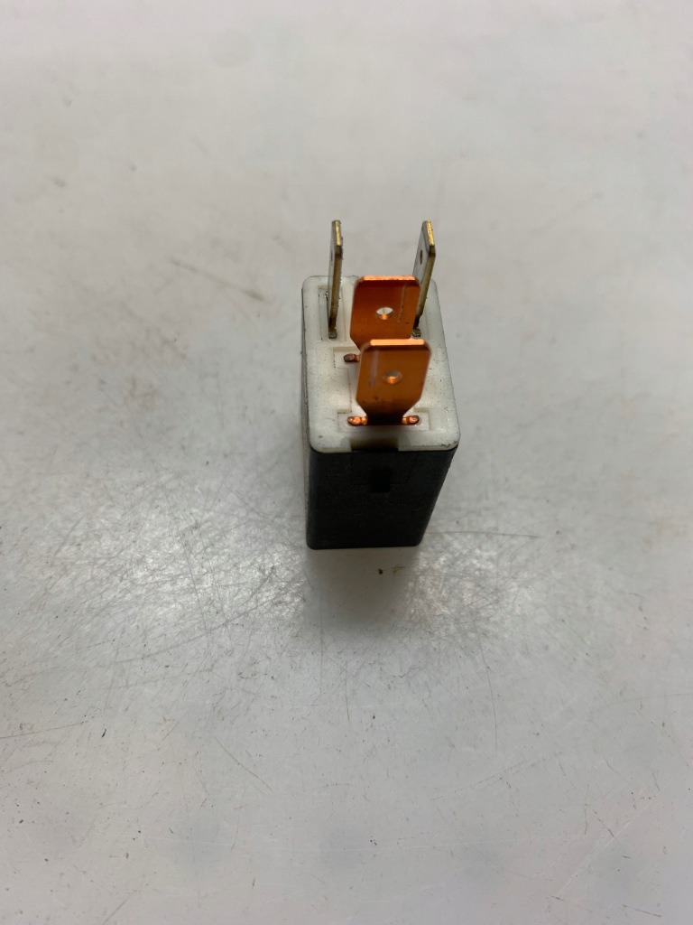 фото №1, Реле toyota 90987-02012