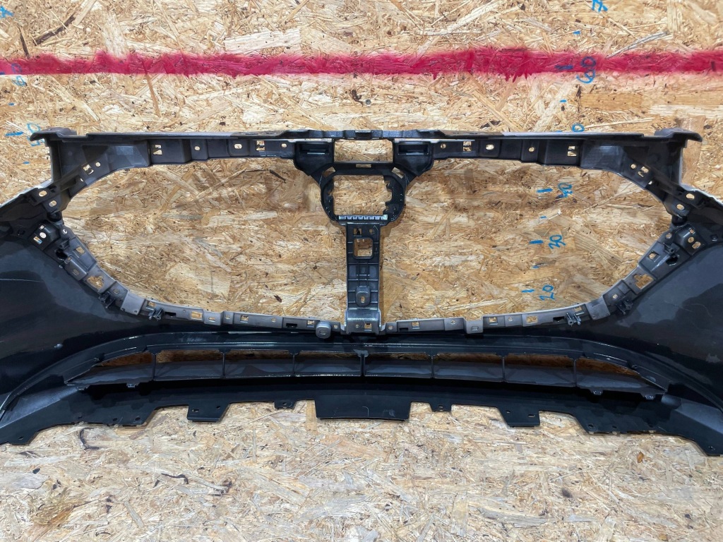 Mazda 3 bp iv 4 19- hb бампер перед передній Зі Шроту