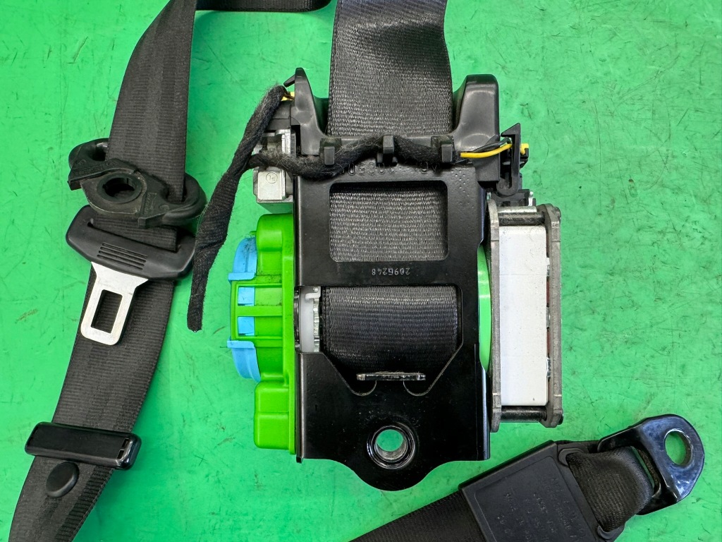 Ремінь безпеки ліве передній перед 8t0857705 audi a5 8t купе 3d 07- Київ