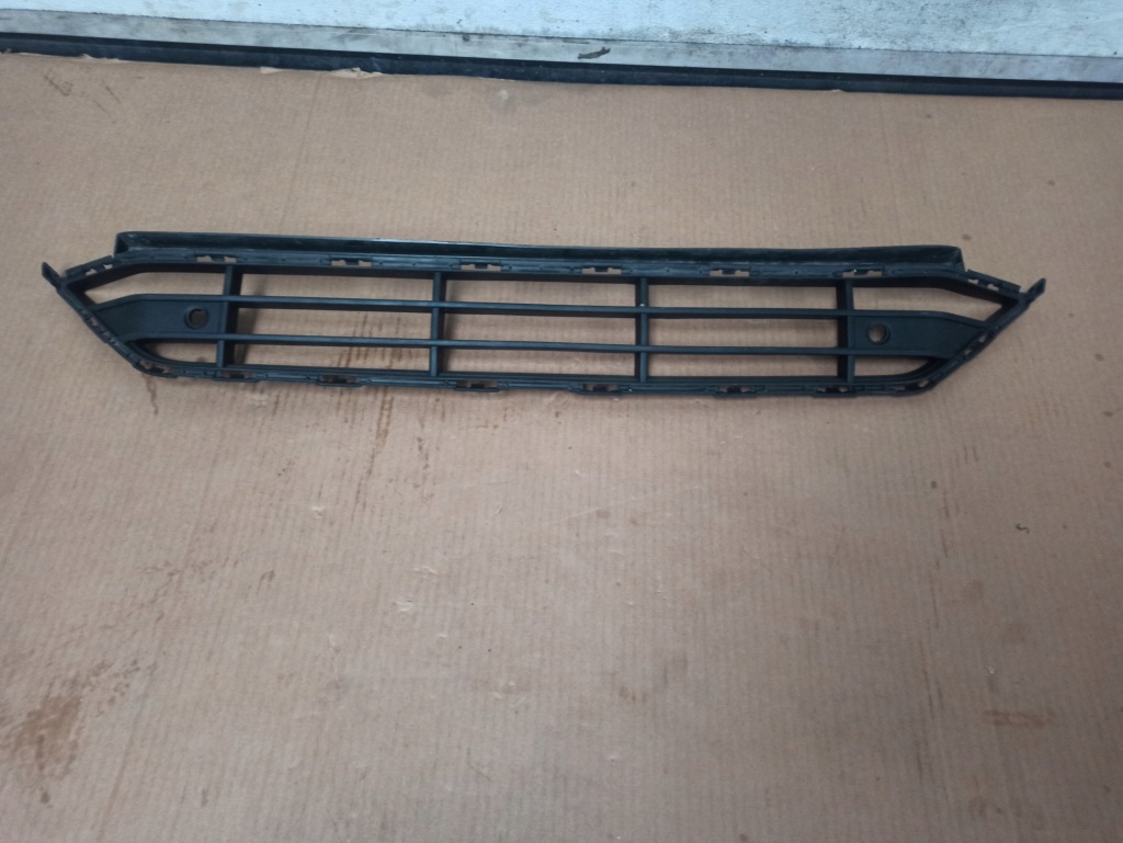 фото №1, Решітка радіатора решітка радіатора решітка середня volvo xc90 31663497