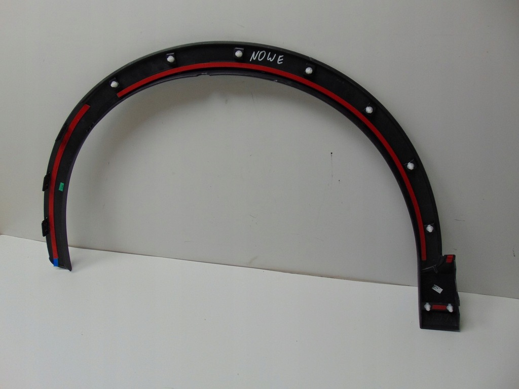 фото №10, Молдинг накладка крыла правая перед audi q3 8u0853718 nowa оригинал