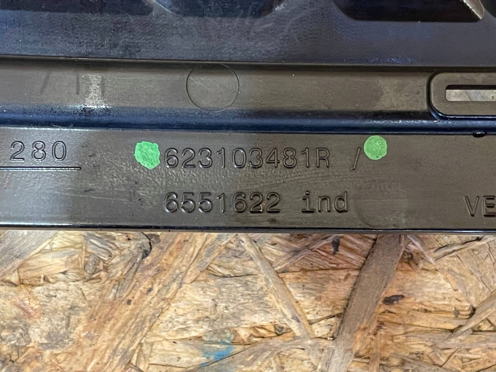 Купить Nissan townstar ev 21- решётка  решётка радиатора решётка средняя бампера перед передняя