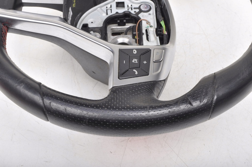 фото №10, Mercedes slk w172 r172 воздуховод кожаный многофункциональный