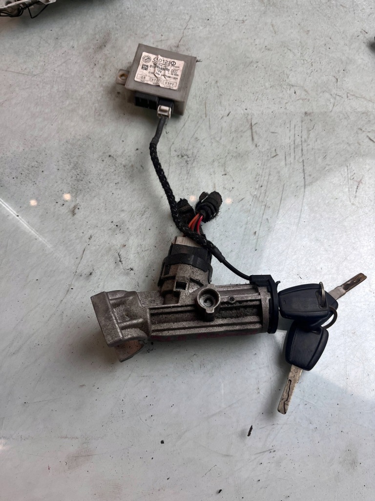 Купити Fiat ducato --- замок запалювання 01386569080