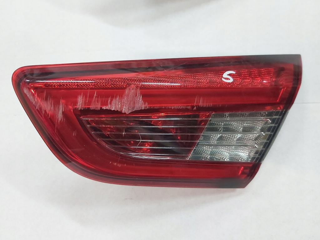 фото №1, Maserati ghibli m157 2013- лампа задня права led