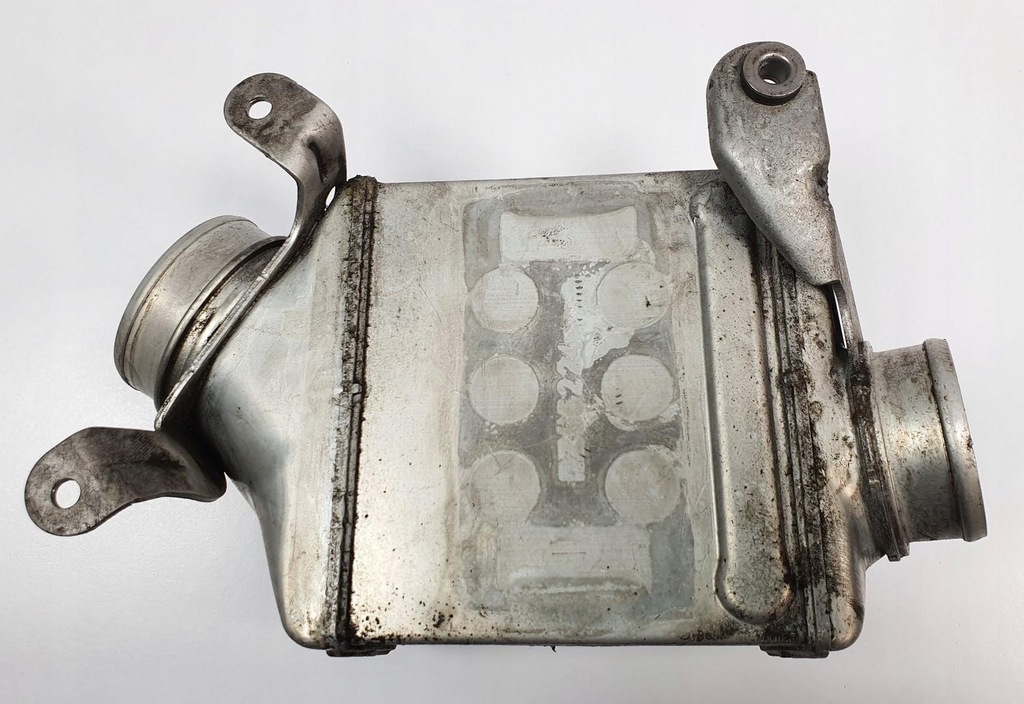 фото №1, Радіатор інтеркулер bmw 5 f10 4.4 v8