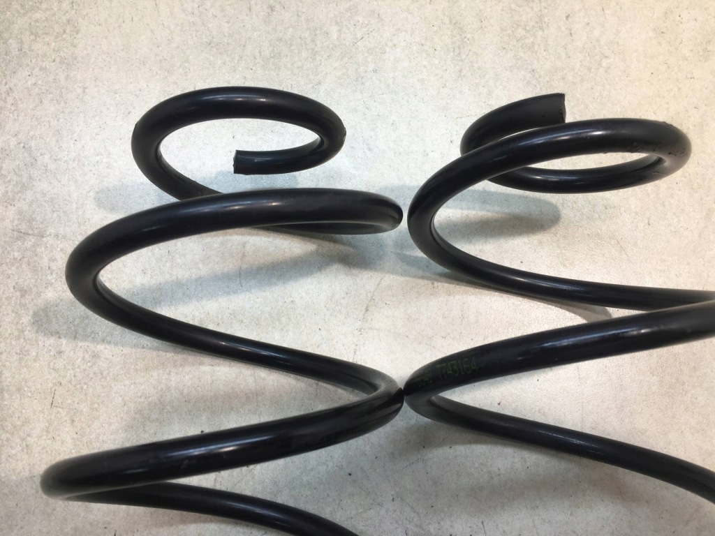 фото №4, Пружина підвіска задня grande punto 1.4 16v