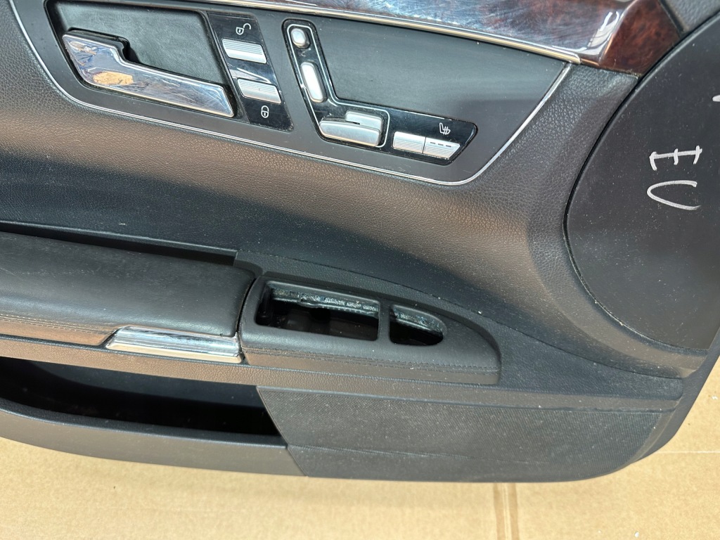 фото №5, Обшивка левый перед mercedes s klasa w221 eu