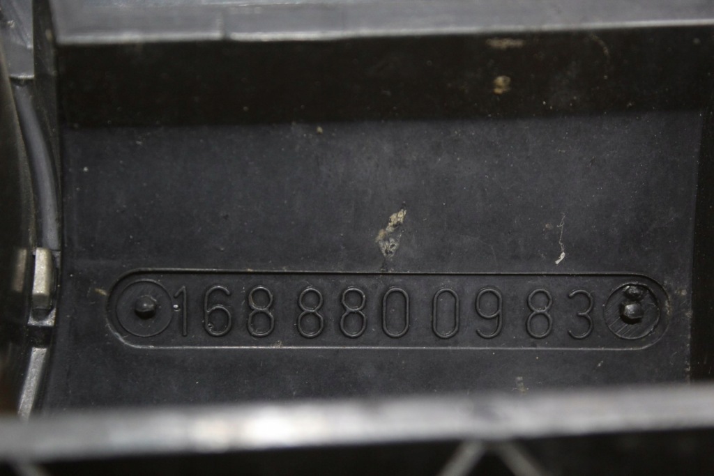 Решётка решётка радиатора решётка радиатора бампера mercedes w168 a klasa 1688800983 Оригинал