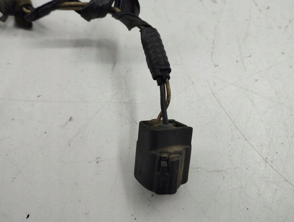 фото №9, Toyota avensis t250 2004 жгут двигателя 8212105720