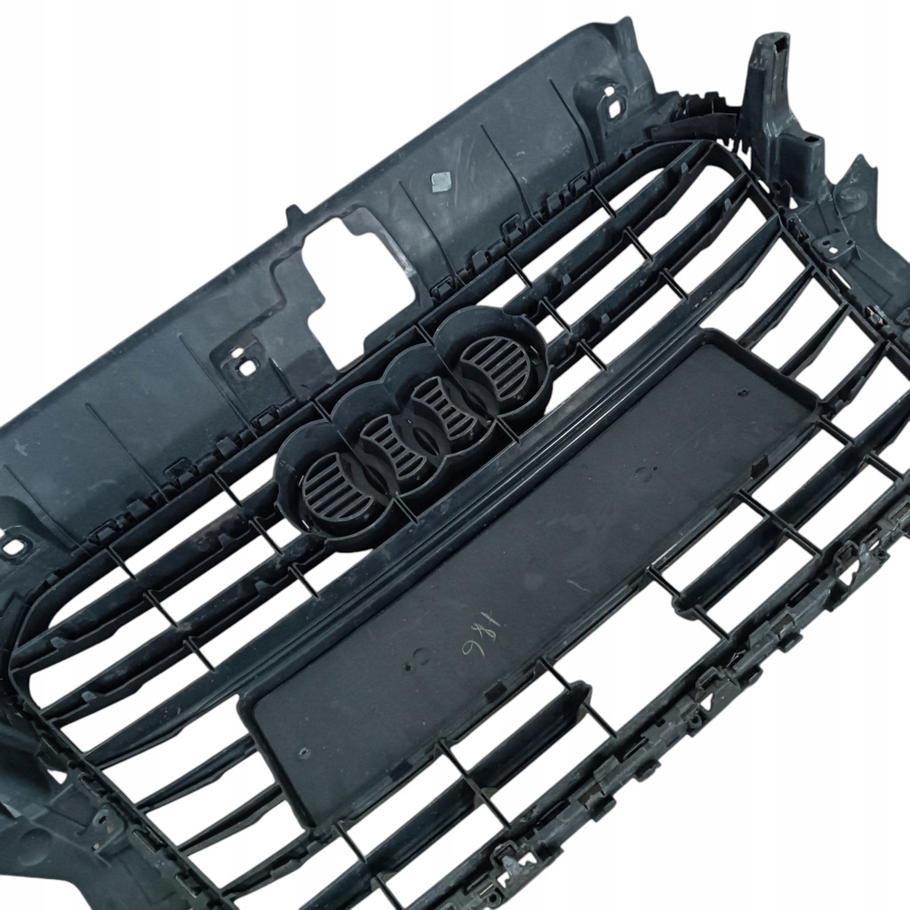 фото №13, Решітка радіатора решітка радіатора audi a3 8v sedan s-line 8v5853651a