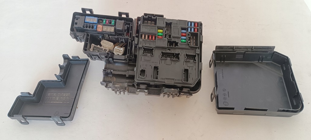 фото №1, Коробка предохранителей модуль kadjar 284b69501r