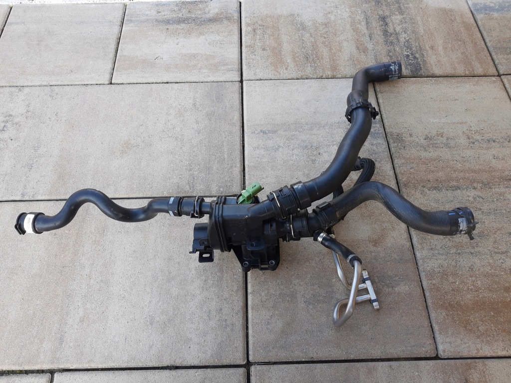 фото №9, Корпус термостат шланги kpl.citroen c3 aircross