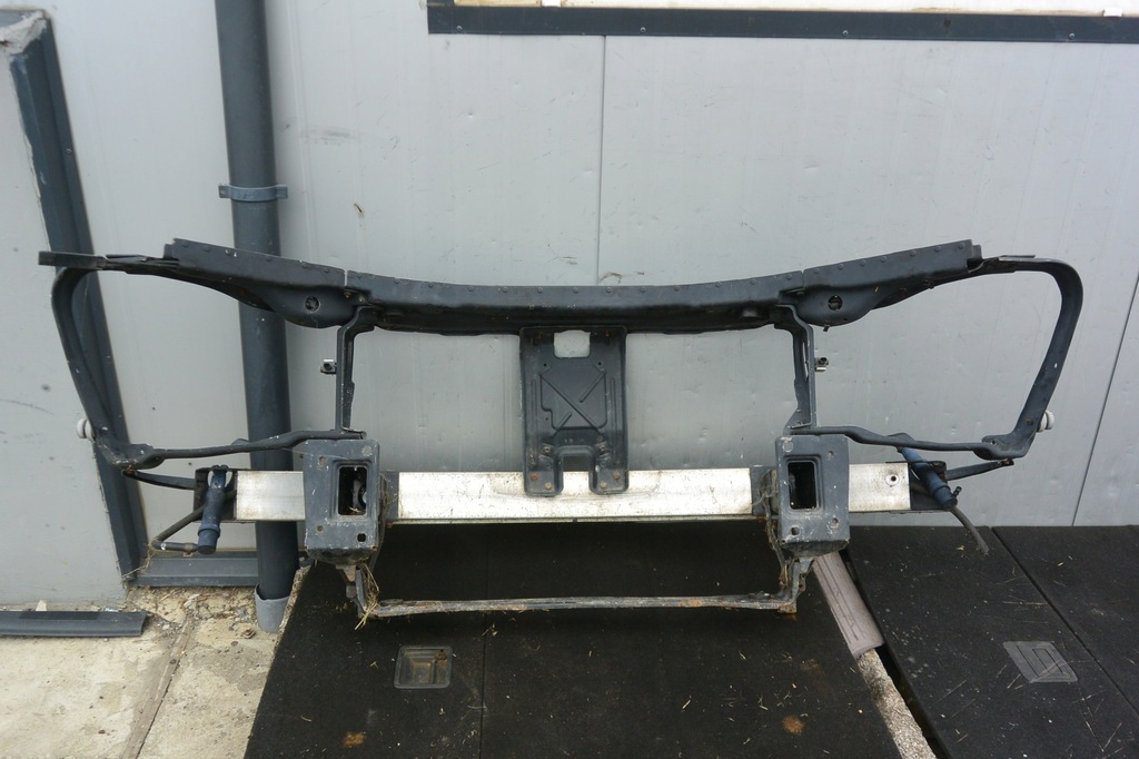 фото №13, Pas передній підсилювач mercedes r w251 зона балка панель фари