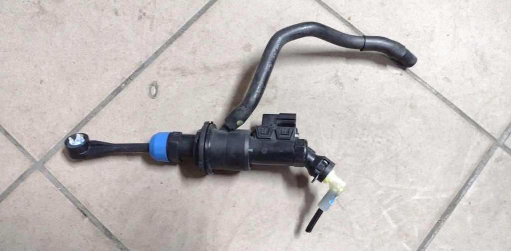 фото №1, Насос зчеплення циліндр зчеплення clio v 306107761r