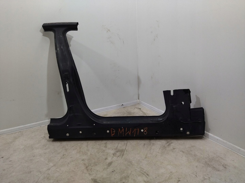 фото №7, Обшивка боковой правое блок двигателя порог правый bmw x1 e84