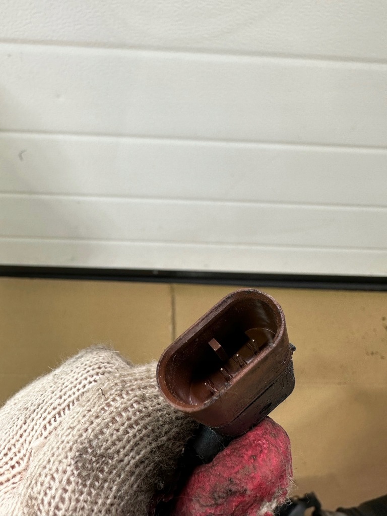 фото №7, Амортизатор правий перед airmatic mercedes w222 rwd