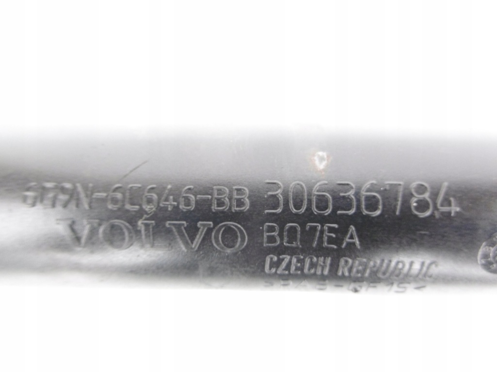 фото №10, Шланг интеркулер volvo s80 ii v70 iii 2.5 t