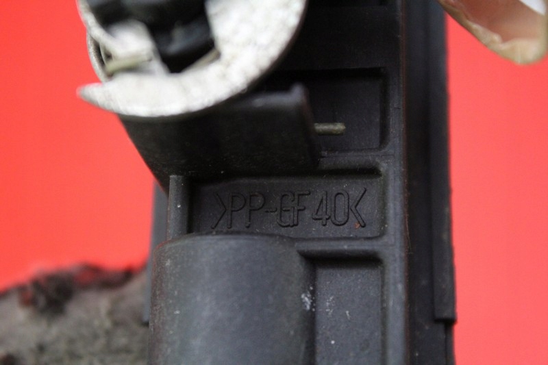 фото №7, Ручка кнопка кришки задня задній mazda 3 1 i bk 5d hb 03-06