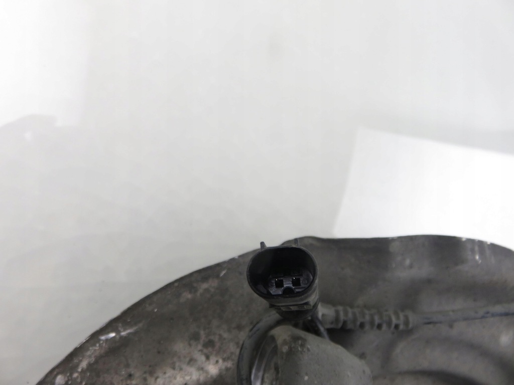 фото №6, Поворотний кулак ступиця передня права bmw f11 520 d