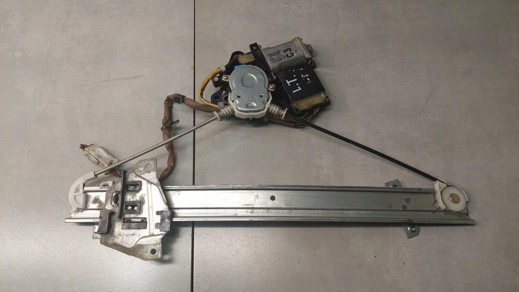 фото №1, Подъемник стекло левый задняя space wagon iii 2.4 gdi