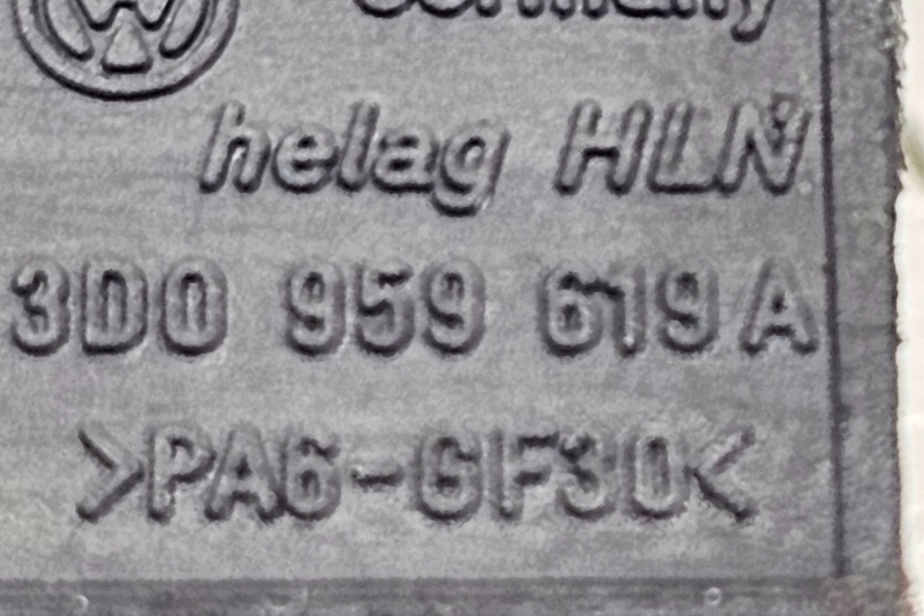 фото №9, Кнопка подогрев передней стекло vw phaeton 3d_ 3d0819696 3.0l