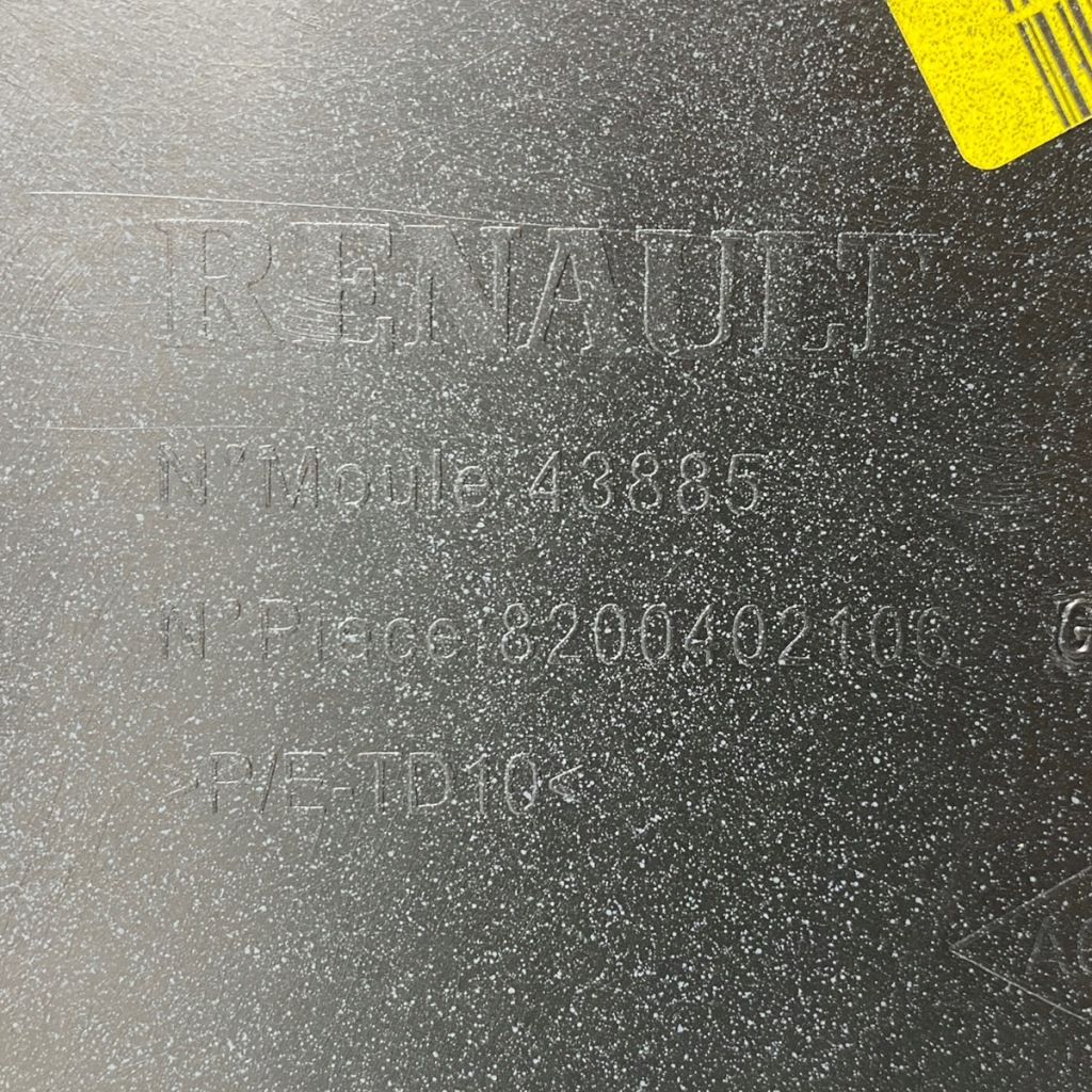 Новый оригинальный бампер передний renault clio 3 620223641r 8200402106 с Разборки