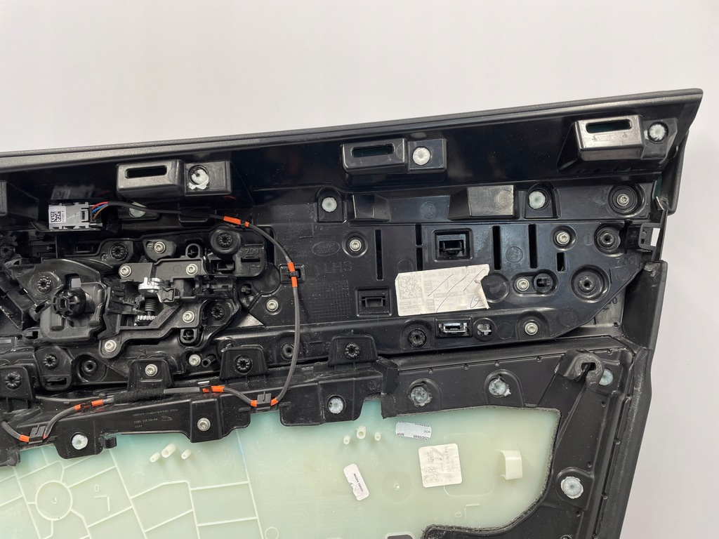 фото №10, Jaguar f-pace обшивка обивка дверь передняя