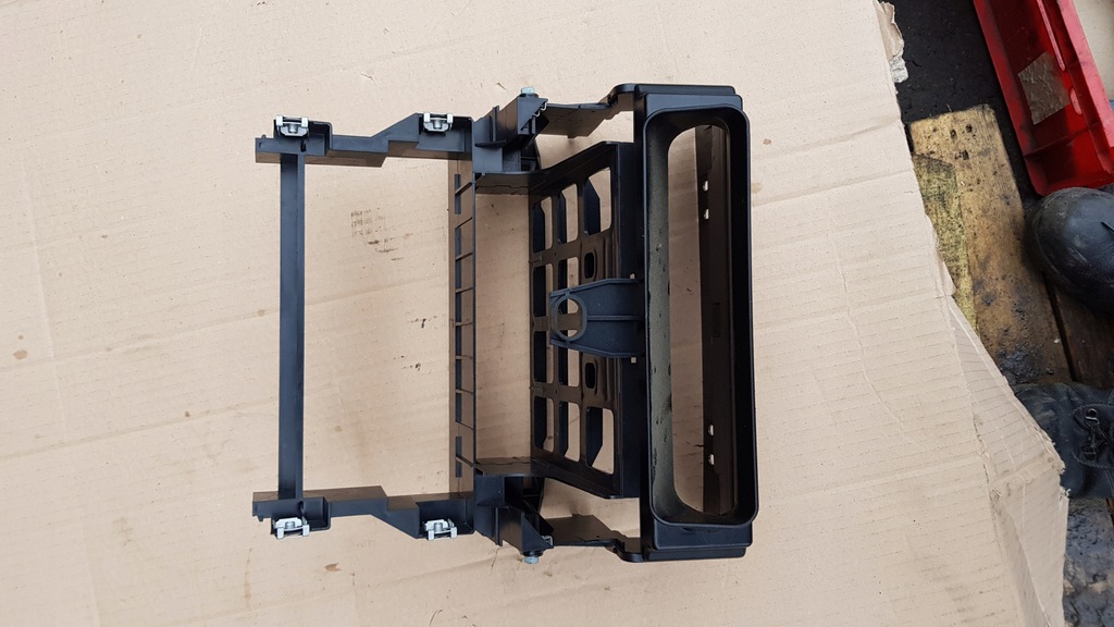 фото №4, Audi a8 d2 рамка радио каркас 1 din