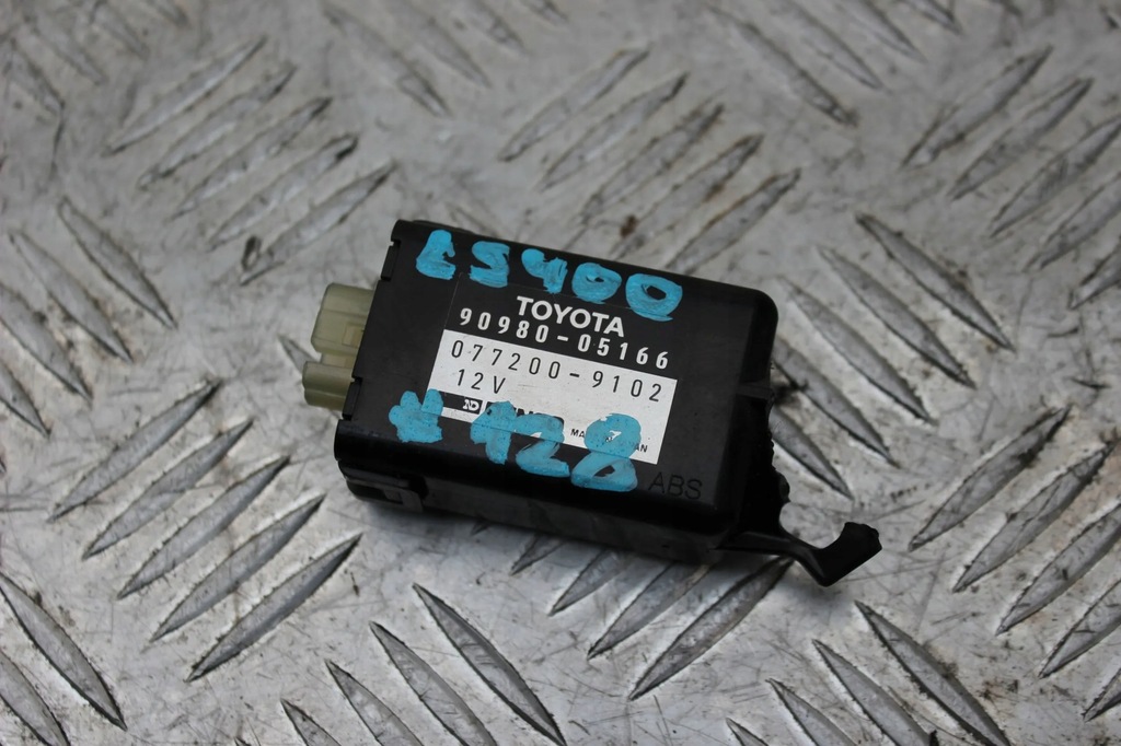 фото №1, Lexus ls 400 1993 реле