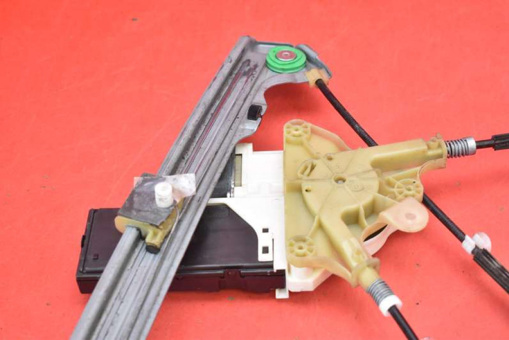 фото №13, Подъемник стекло левый перед eu 807010002r renault laguna 3 iii 07-11