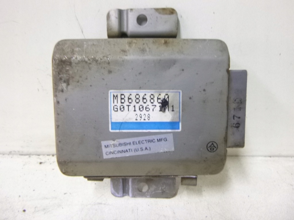 фото №1, Бортовой компьютер блок управления круиз-контроль mitsubishi eclipse ig