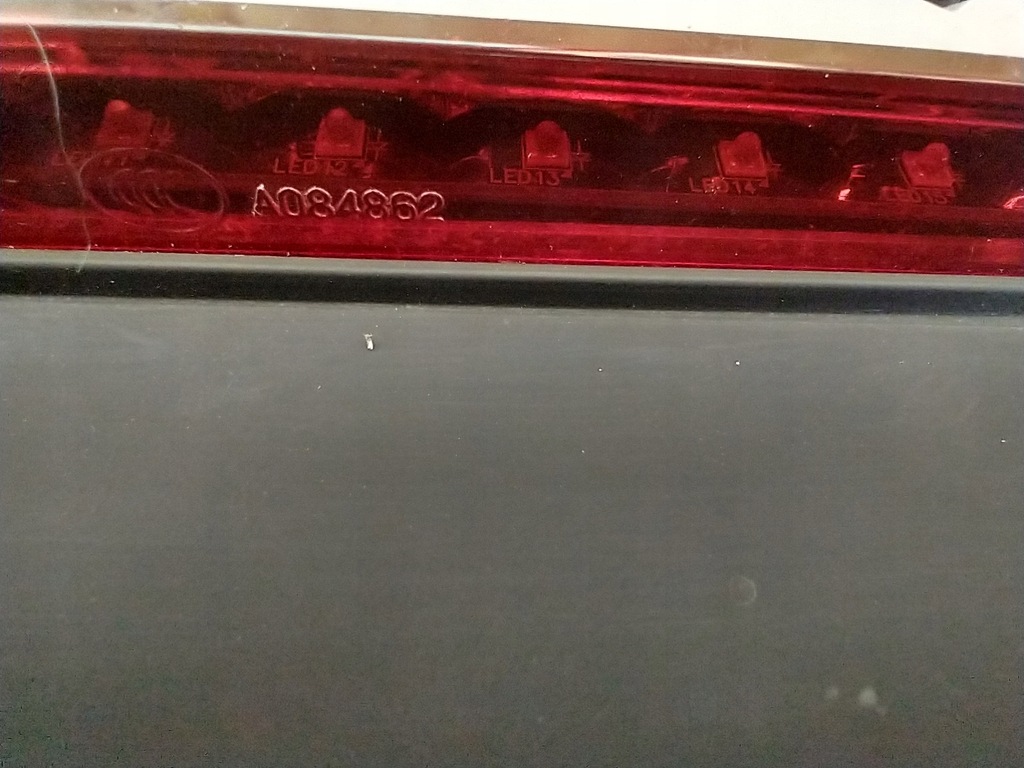 фото №13, Hyundai i40 sedan лампа стоп третий свет стоп-сигнал 92700-3z300 92700-3z3