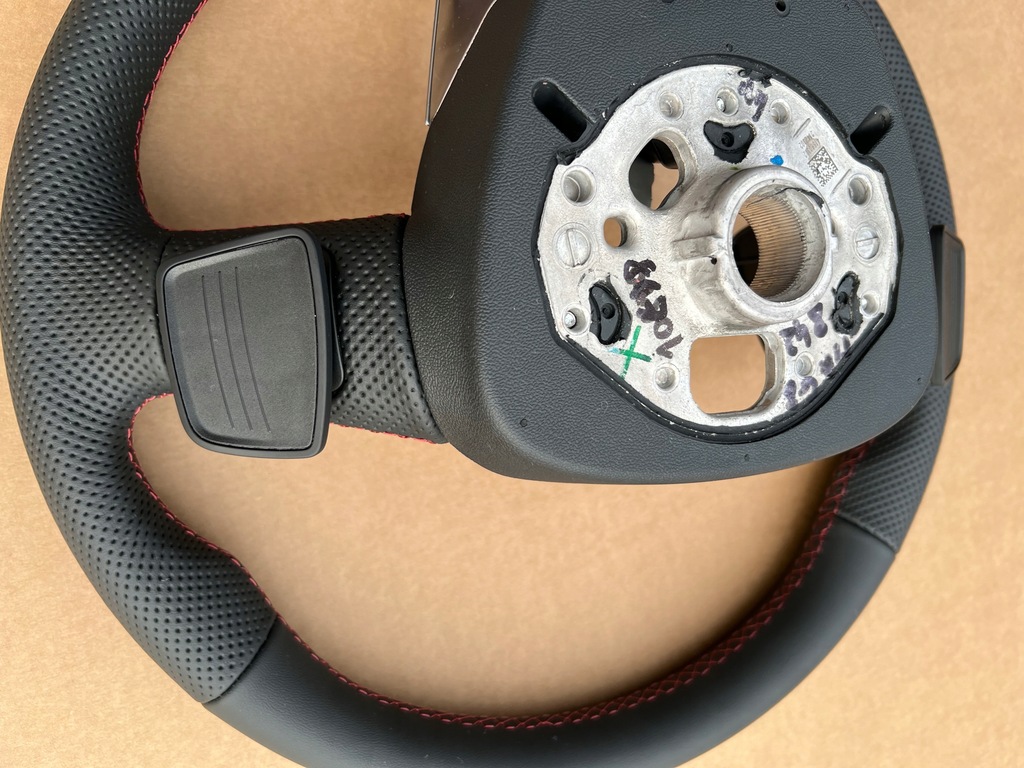 фото №16, Audi a4 a5 8w lift s-line повітропровід підігрівається czerwona nić 8w0419091gp