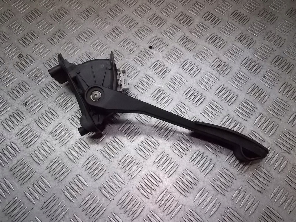 фото №1, Потенциометр педаль газа volvo s60 i 2.4 d 30636003