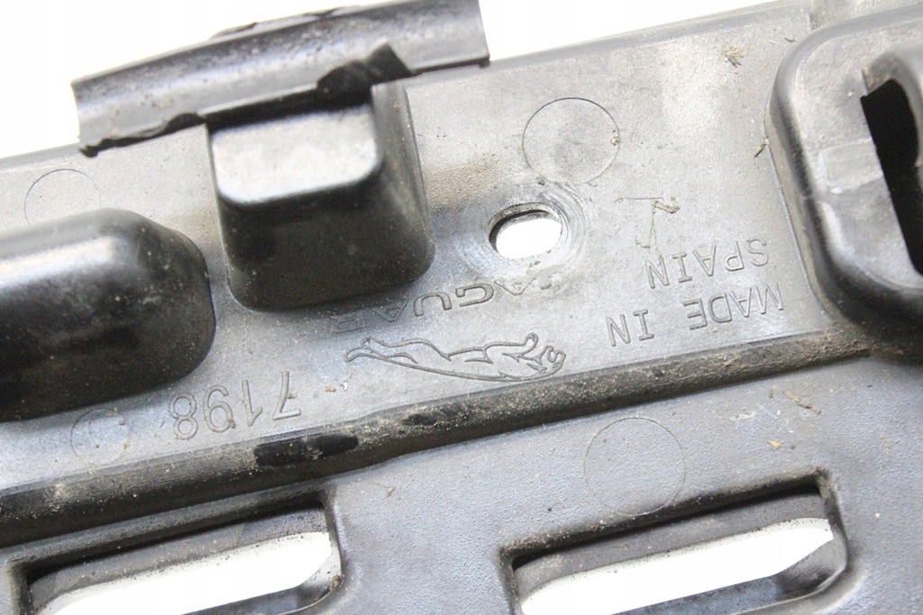 фото №11, Решітка радіатора jaguar i-pace x590 m9d317820a electric 294kw 2022