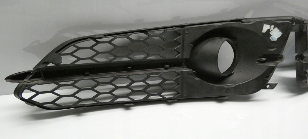 фото №13, Audi a8 s8 d4 lift карбон 4h0807680 4h0807679 решётки решётка бампера kpl