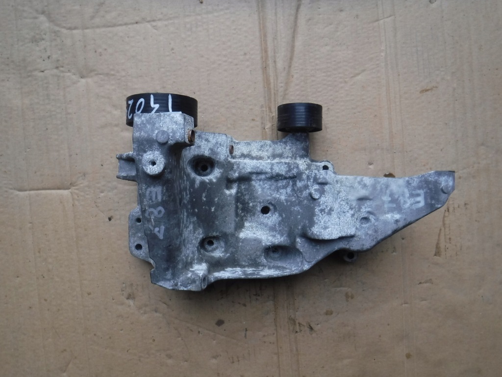 Купити Кронштейн генератора bmw 2.0d n47 7802639