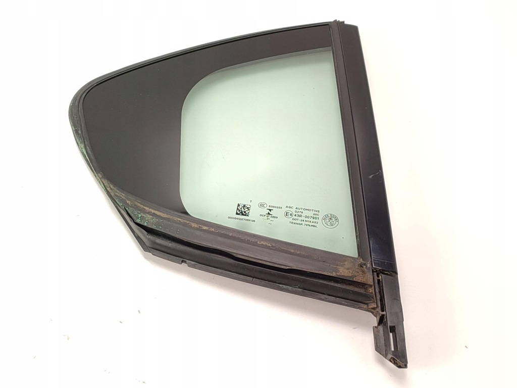 фото №1, Стекло треугольное дверь правый задняя as2 2021 alfa romeo giulia 2016–