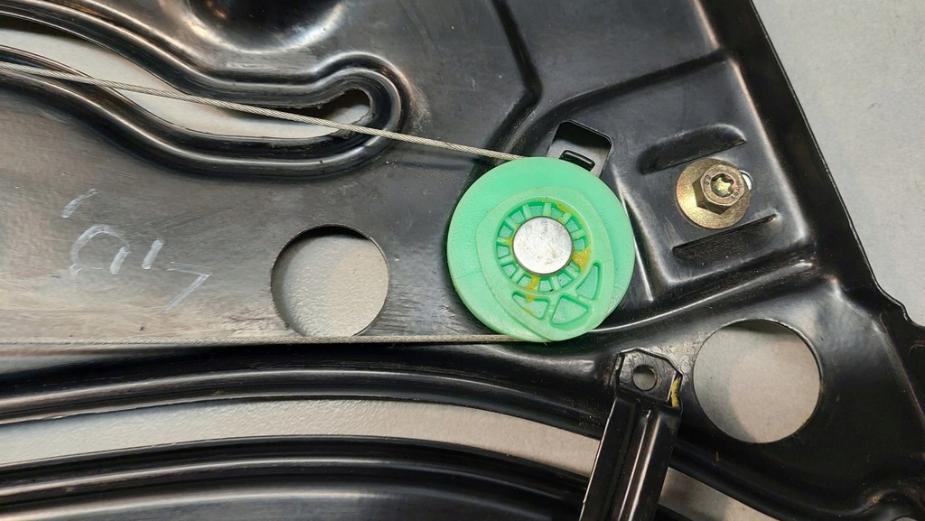 фото №9, Подъемник стекло левый задняя audi a4 b6 cabrio