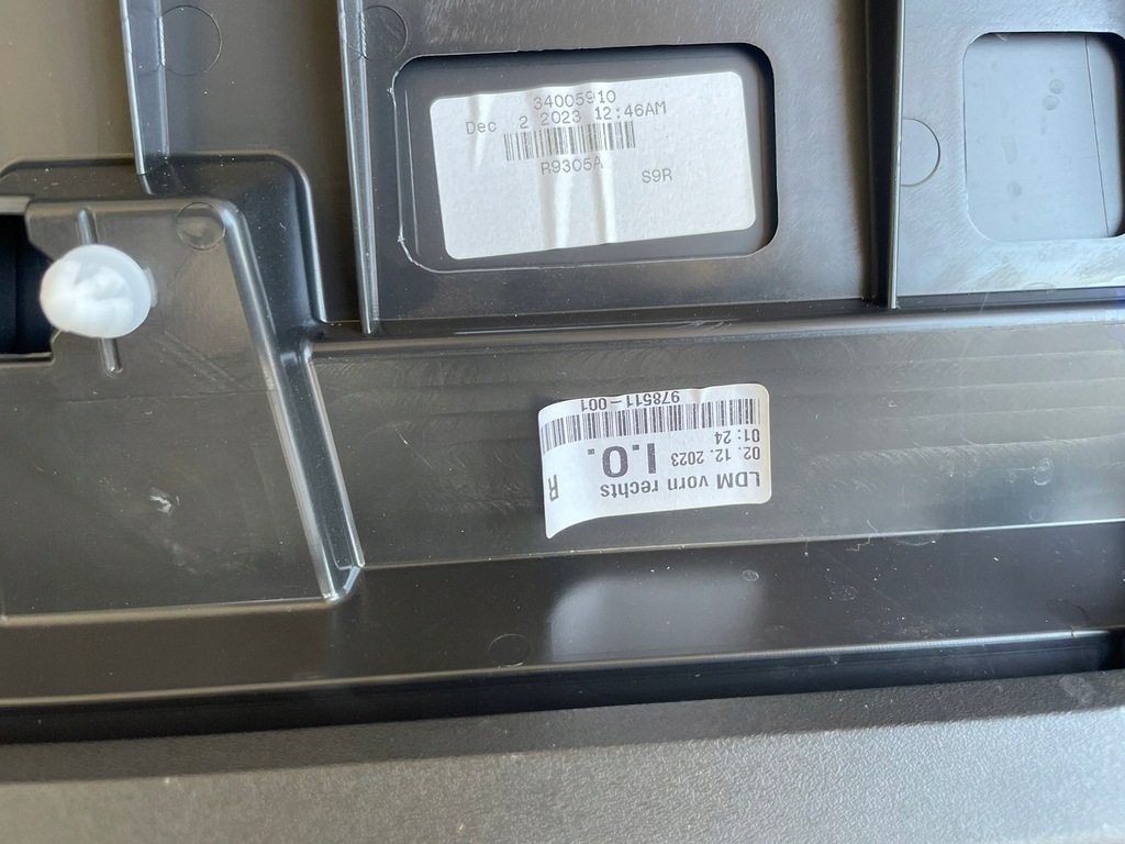 фото №9, Audi q7 ii 4m карбон s-line sq7 молдинг дверь правая перед 4m0853960