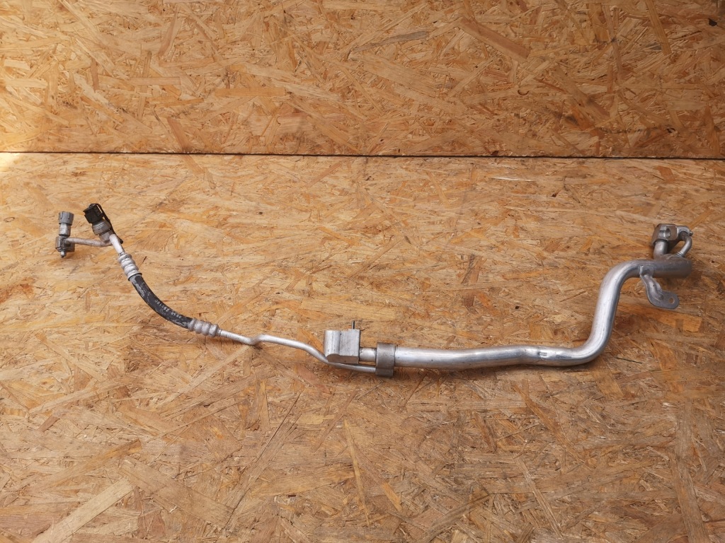 фото №1, Bmw 5 g30 шланг кондиционера 9860584 2.0d